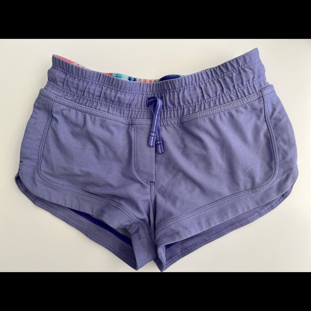 Adorable girls Ivivva shorts. Size 6